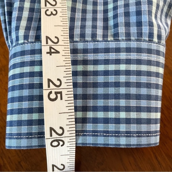 Brooks Brothers Men's Shades of Blue Long Sleeve Button Down Cotton Shirt - Picture 10 of 10